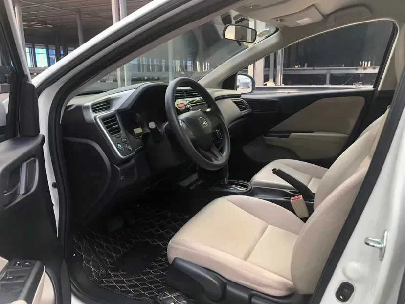 2015 Honda City 1.5L 131HP L4 CVT,autocango,china used car exporter,china ev exporter,chinese used car exporter,chinese used ev exporter