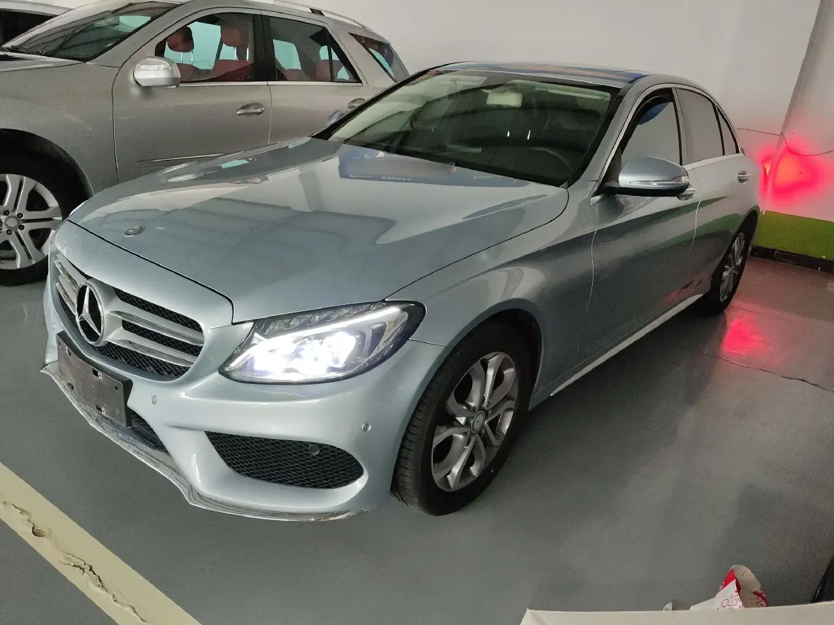 2016 Mercedes-Benz C Class 1.6T 156HP L4 7AT