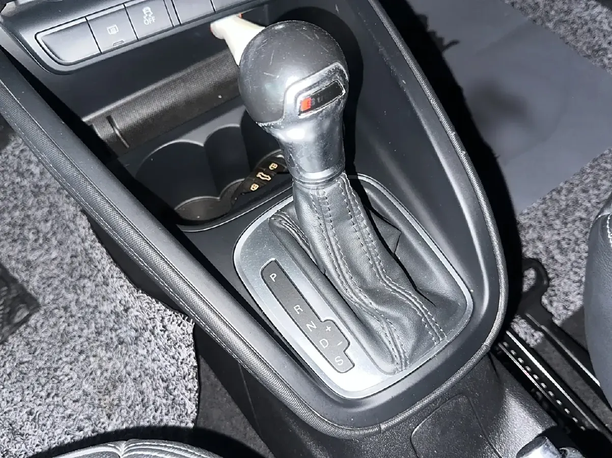 2014 Audi A1 1.4T 122HP L4 7DCT,autocango,china used car exporter,china ev exporter,chinese used car exporter,chinese used ev exporter