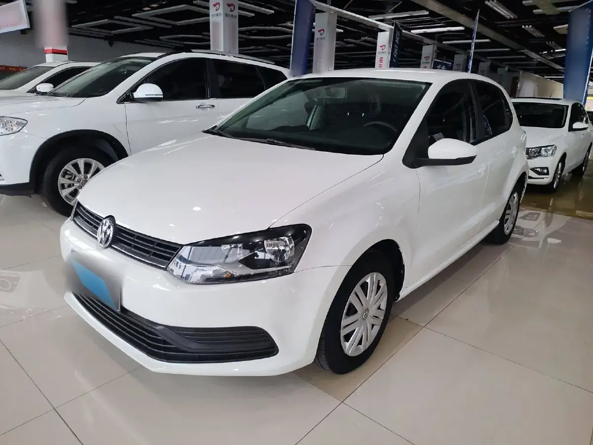 2016 Volkswagen Polo 1.4L 90HP L4 6AT