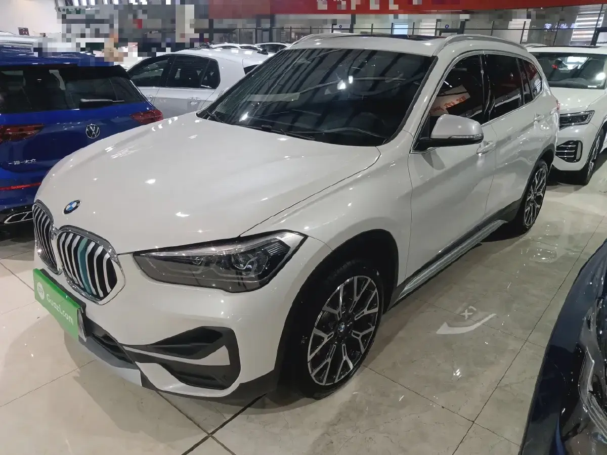 2022 BMW X1 2.0T 192HP L4 8AT