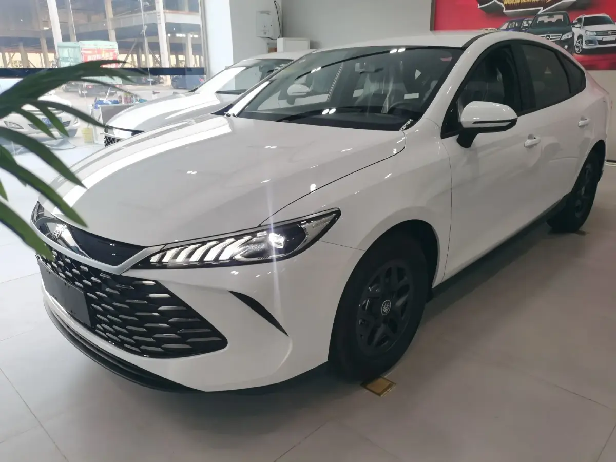 2025 BYD Qin Plus 1.5L 101HP L4 E-CVT PHEV 7.68KWH