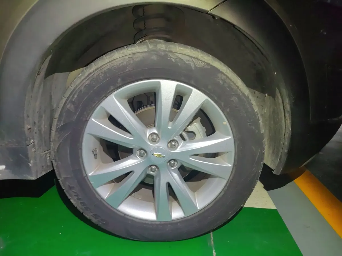 2015 Chevrolet Captiva 2.4L 167HP L4 6AT,autocango,china used car exporter,china ev exporter,chinese used car exporter,chinese used ev exporter