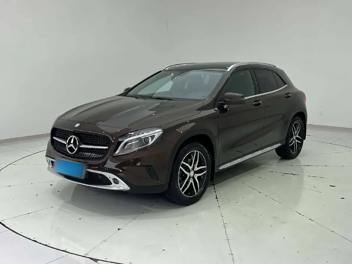 2015 Mercedes-Benz GLA Class 2.0T 184HP L4 7DCT