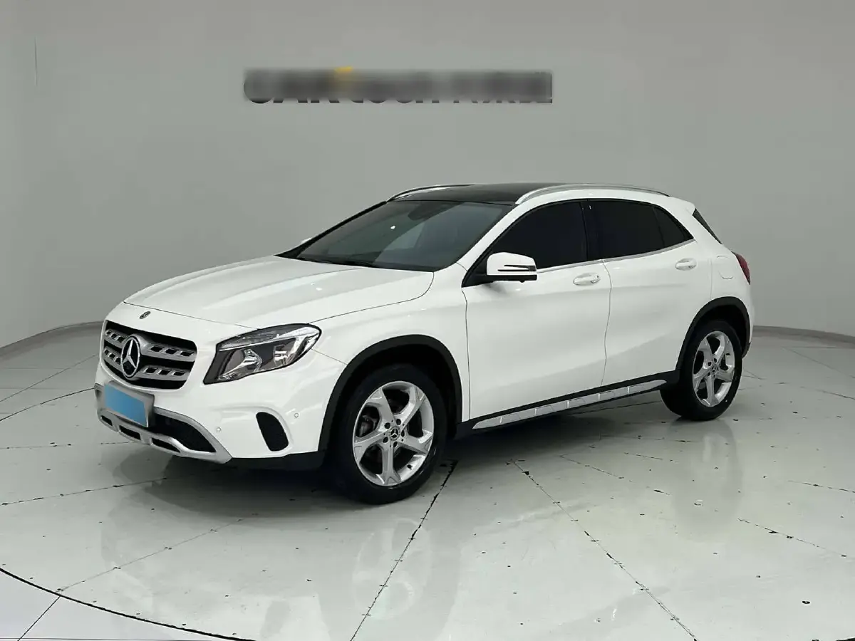 2018 Mercedes-Benz GLA Class 1.6T 156HP L4 7DCT