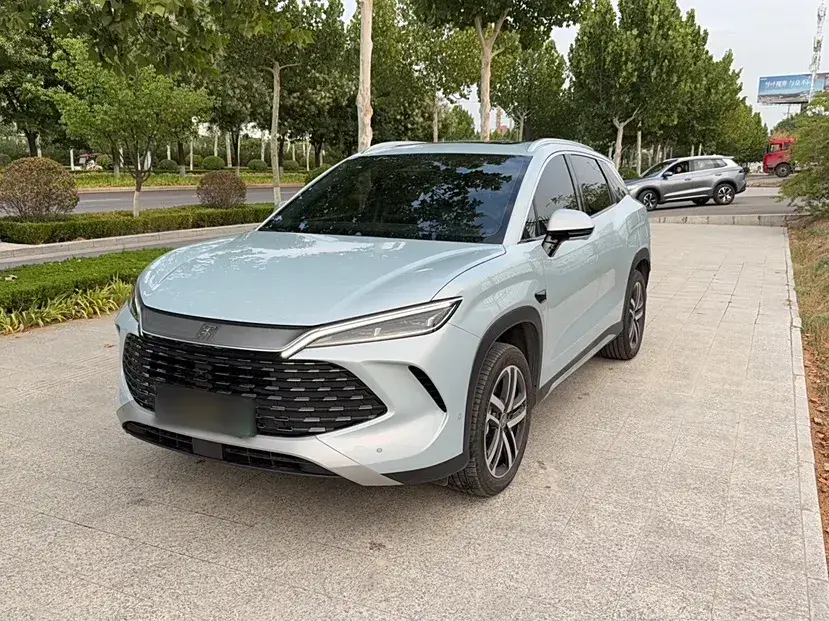 2025 BYD SongL DM-i 1.5L 101HP L4 E-CVT PHEV 18.3KWH