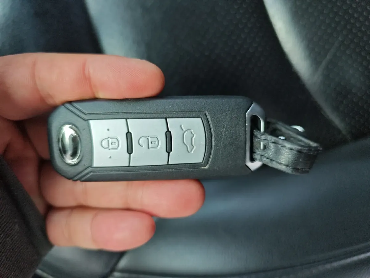 2016 GAC Trumpchi GA6 1.5T 152HP L4 7DCT,autocango,china used car exporter,china ev exporter,chinese used car exporter,chinese used ev exporter