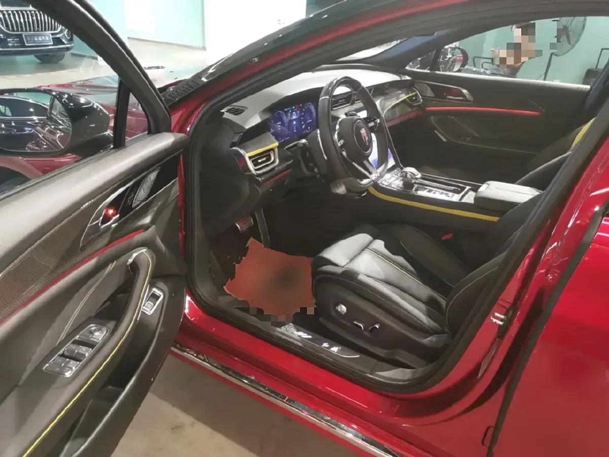 2023 HongQi H6 2.0T 252HP L4 8AT,autocango,china used car exporter,china ev exporter,chinese used car exporter,chinese used ev exporter