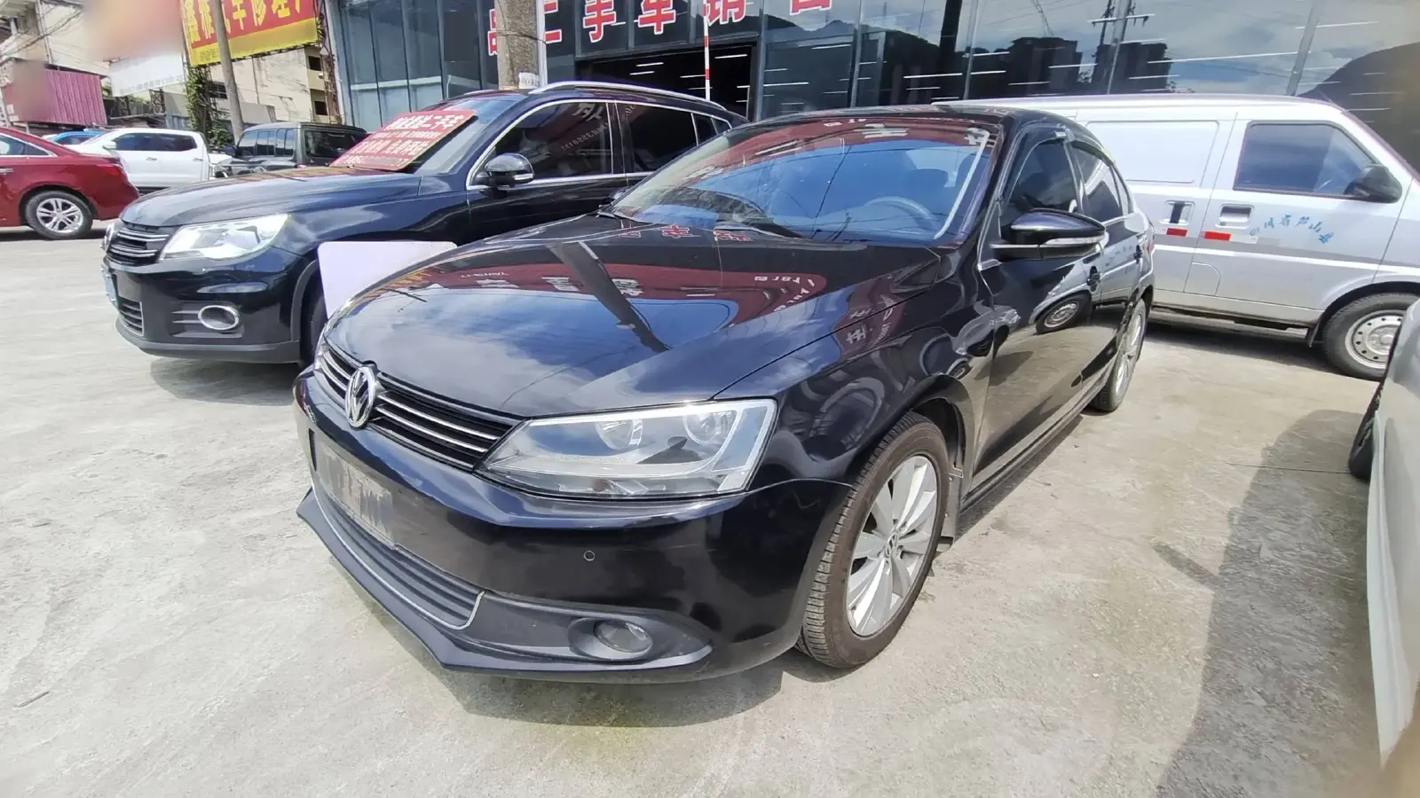 2014 Volkswagen Sagitar 1.4T 131HP L4 5MT