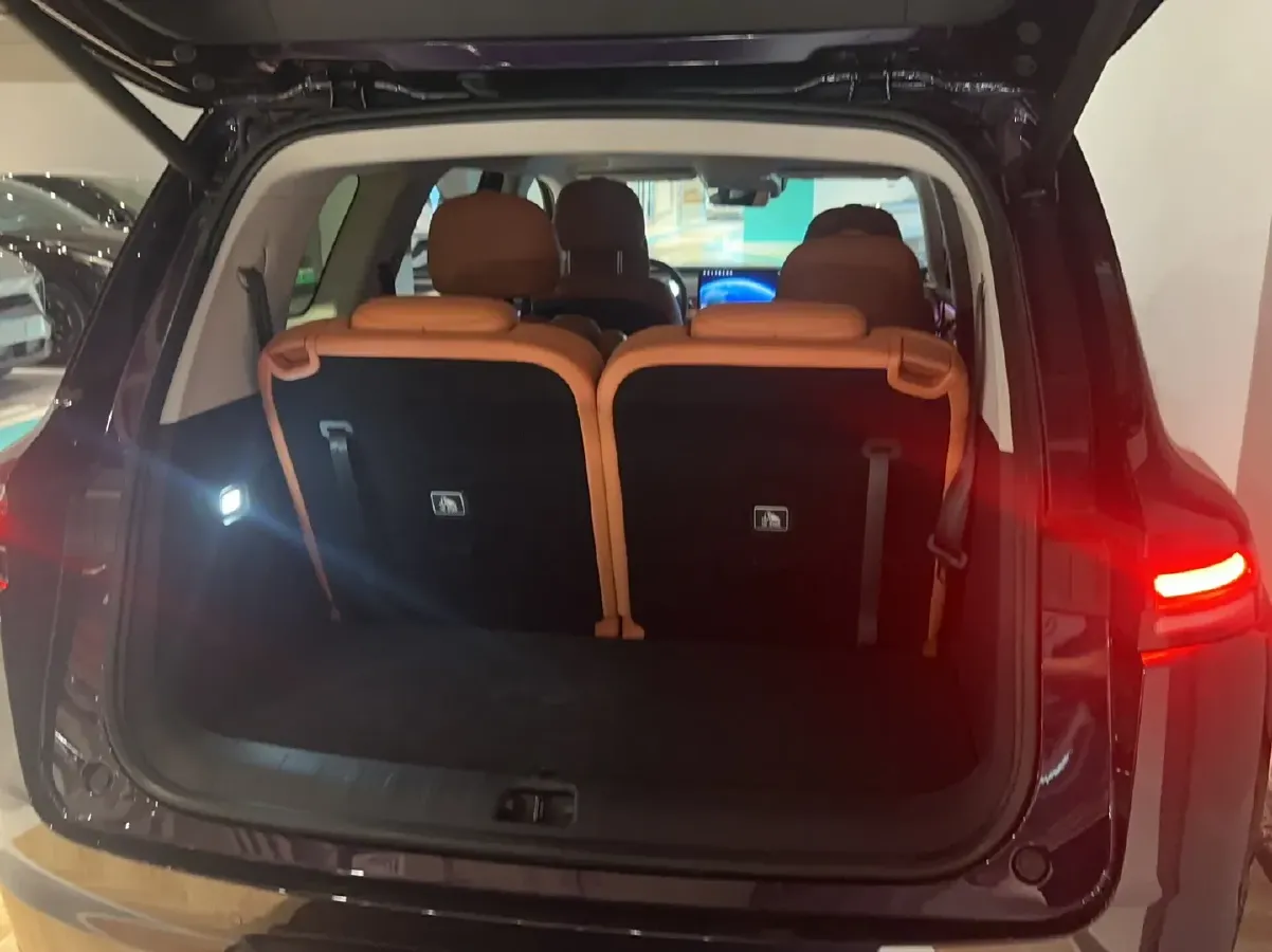 2024 Leapmotor C16 1.5L 95HP L4 REEV 28.4KWH,autocango,china used car exporter,china ev exporter,chinese used car exporter,chinese used ev exporter