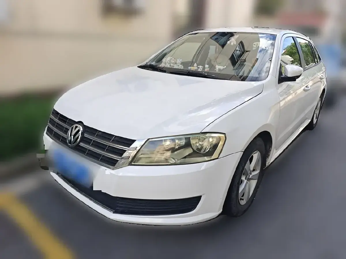 2015 Volkswagen Gran Lavida 1.6L 110HP L4 6AT