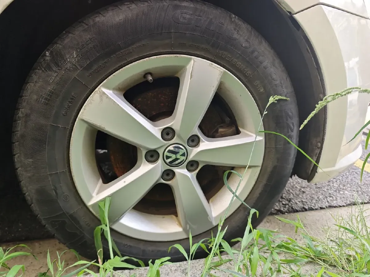 2015 Volkswagen Gran Lavida 1.6L 110HP L4 6AT,autocango,china used car exporter,china ev exporter,chinese used car exporter,chinese used ev exporter