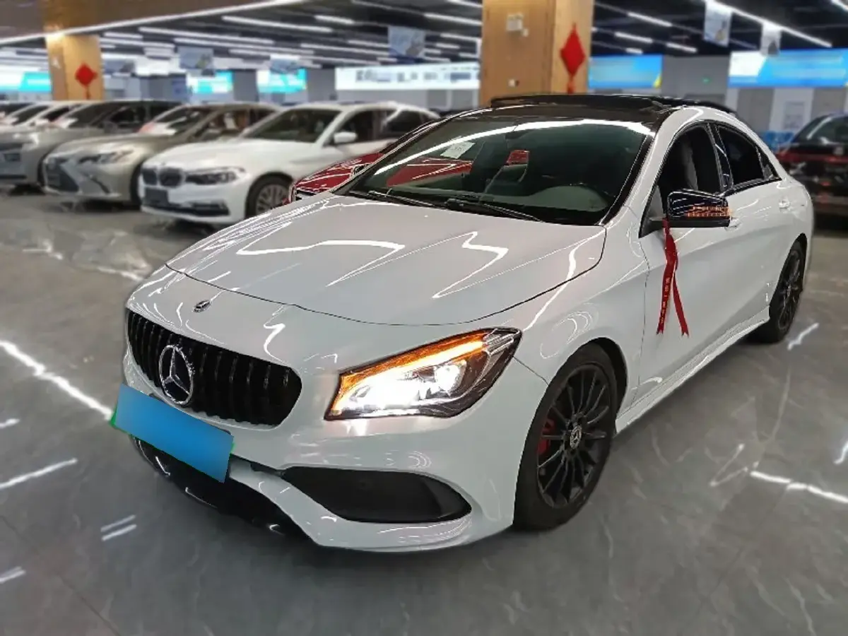 2018 Mercedes-Benz CLA Class 2.0T 184HP L4 7DCT