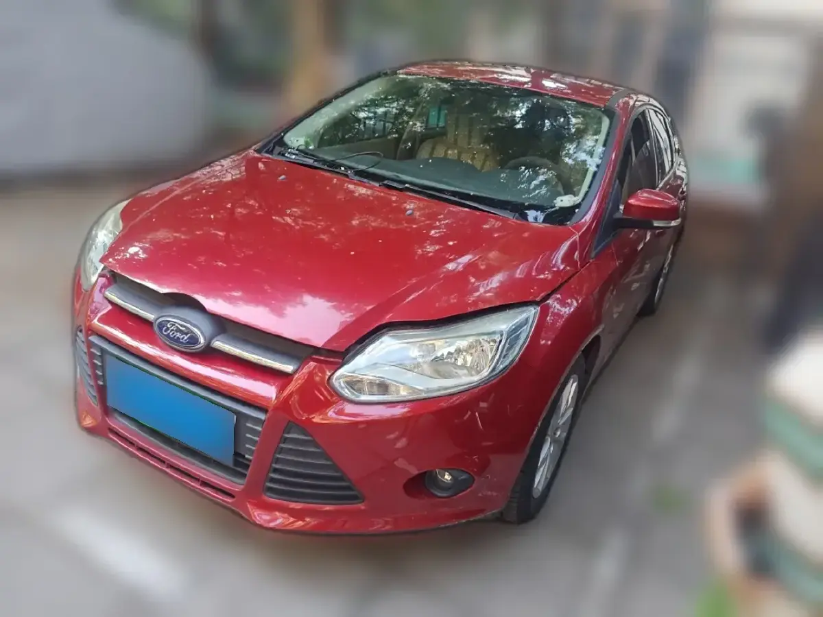 2012 Ford Focus 1.6L 125HP L4 6DCT