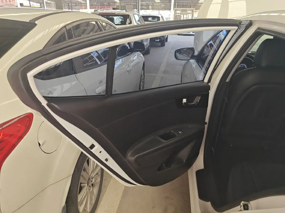 2014 Kia K4 1.8L 143HP L4 6AT,autocango,china used car exporter,china ev exporter,chinese used car exporter,chinese used ev exporter