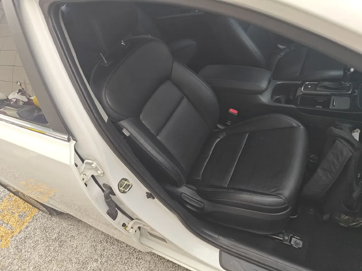 2014 Kia K4 1.8L 143HP L4 6AT,autocango,china used car exporter,china ev exporter,chinese used car exporter,chinese used ev exporter