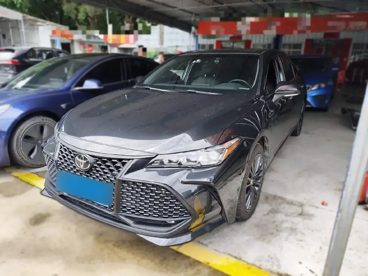 2019 Toyota Avalon 2.0L 178HP L4 CVT