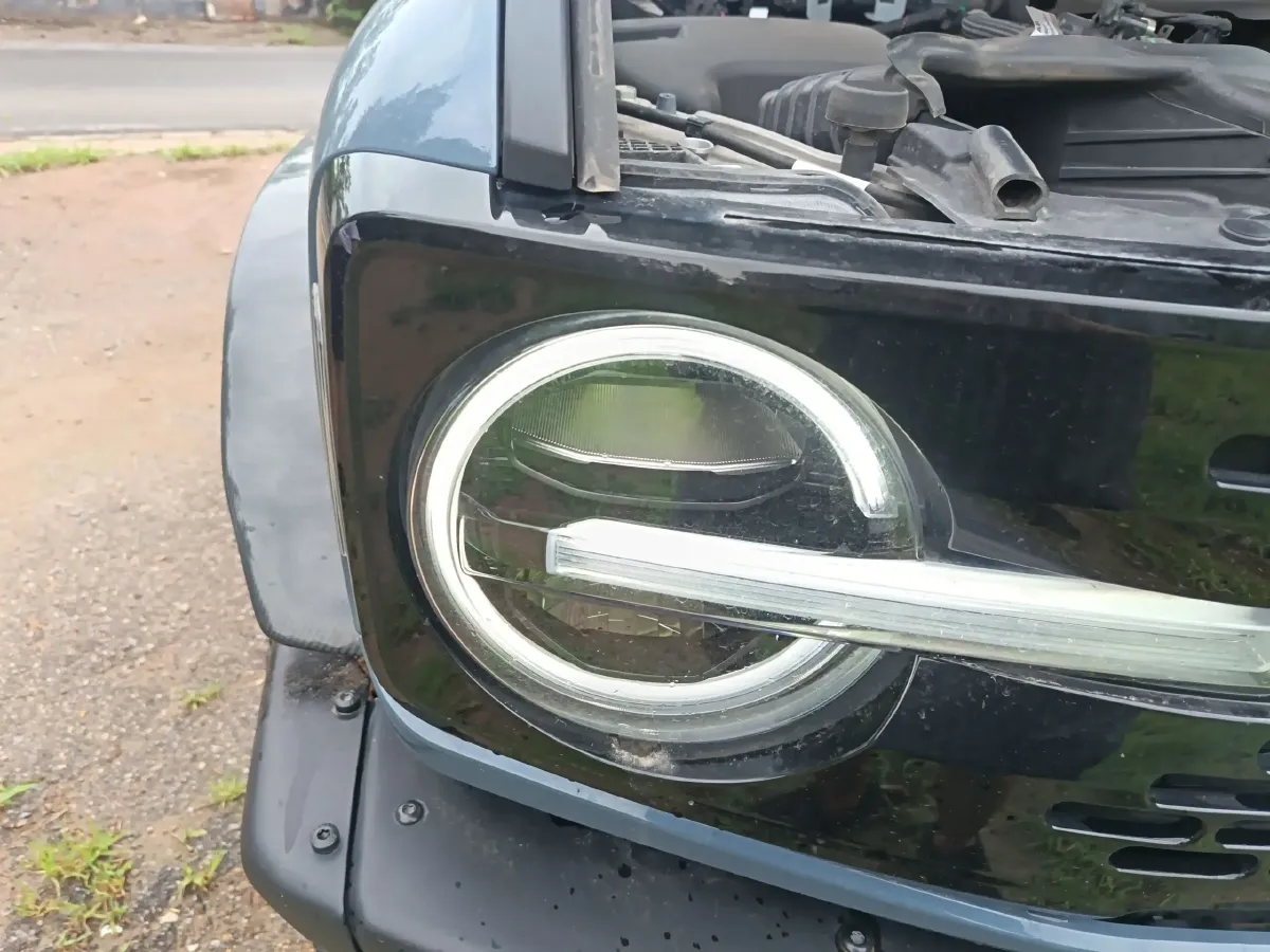 2024 Ford Bronco 2.3T 275HP L4 10AT,autocango,china used car exporter,china ev exporter,chinese used car exporter,chinese used ev exporter