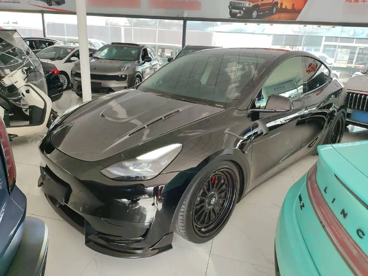 2022 Tesla Model Y BEV 60KWH