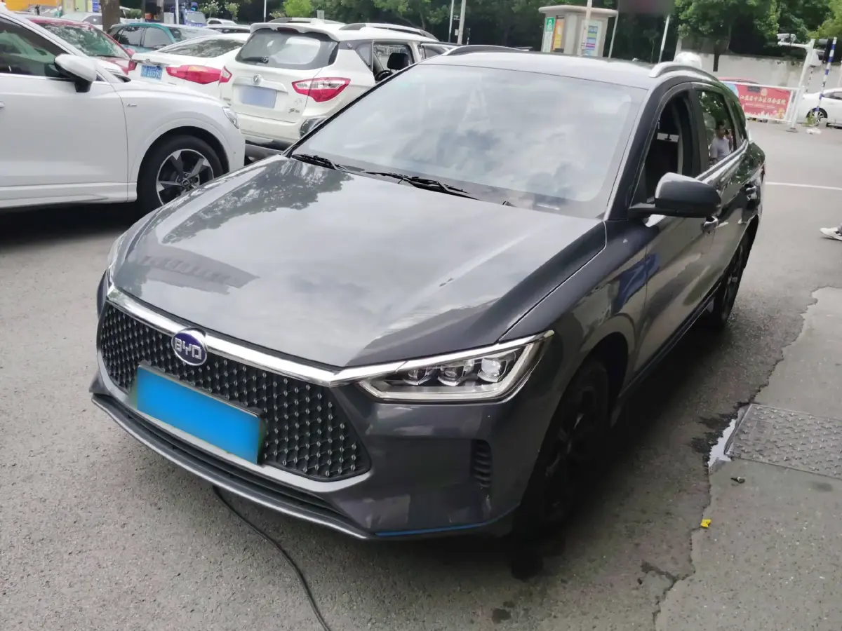2020 BYD e2 BEV 47.3KWH