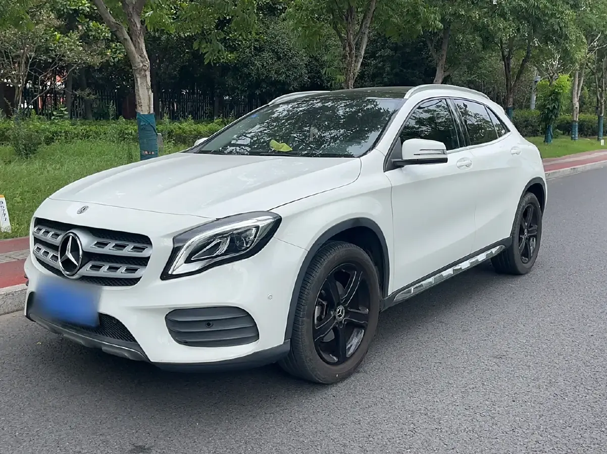 2019 Mercedes-Benz GLA Class 1.6T 156HP L4 7DCT