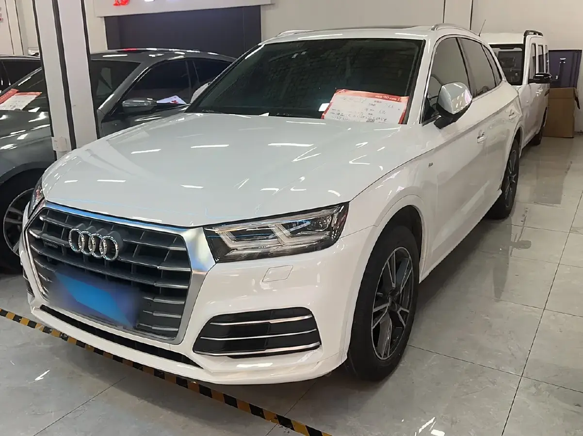 2018 Audi Q5L 2.0T 252HP L4 7DCT
