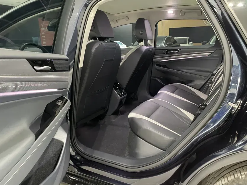 2024 Volkswagen ID.7 Vizzion BEV 84.8KWH,autocango,china used car exporter,china ev exporter,chinese used car exporter,chinese used ev exporter