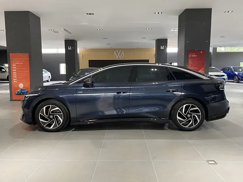 2024 Volkswagen ID.7 Vizzion BEV 84.8KWH,autocango,china used car exporter,china ev exporter,chinese used car exporter,chinese used ev exporter