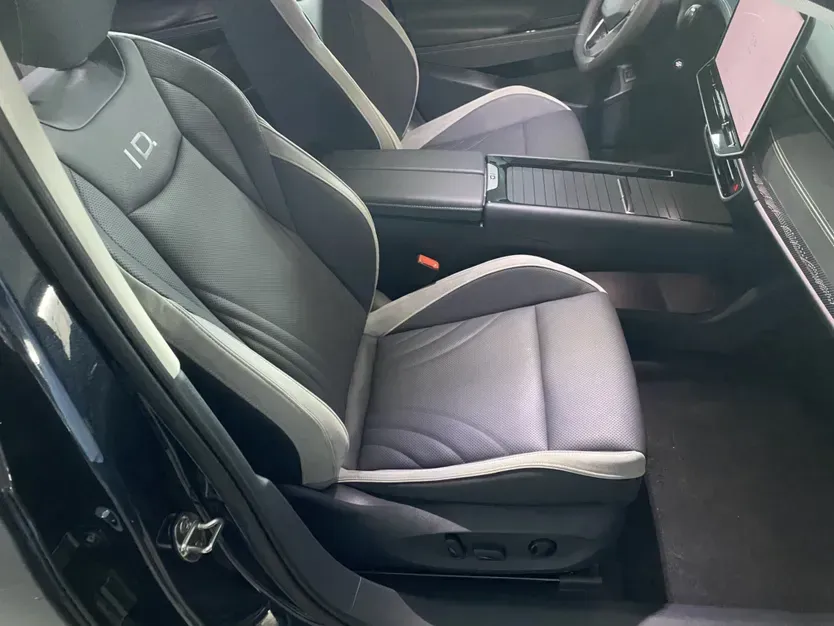 2024 Volkswagen ID.7 Vizzion BEV 84.8KWH,autocango,china used car exporter,china ev exporter,chinese used car exporter,chinese used ev exporter