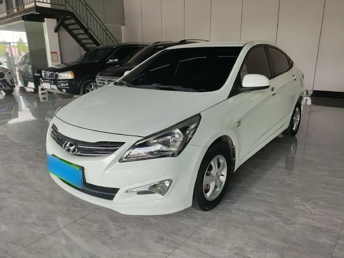 2014 Hyundai Reina 1.4L 107HP L4 4AT