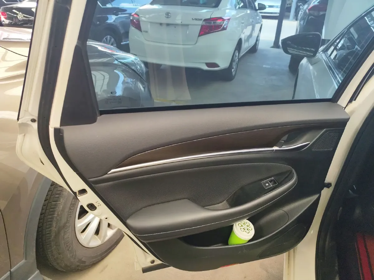 2019 GAC Trumpchi GA6 1.5T 169HP L4 6AT,autocango,china used car exporter,china ev exporter,chinese used car exporter,chinese used ev exporter