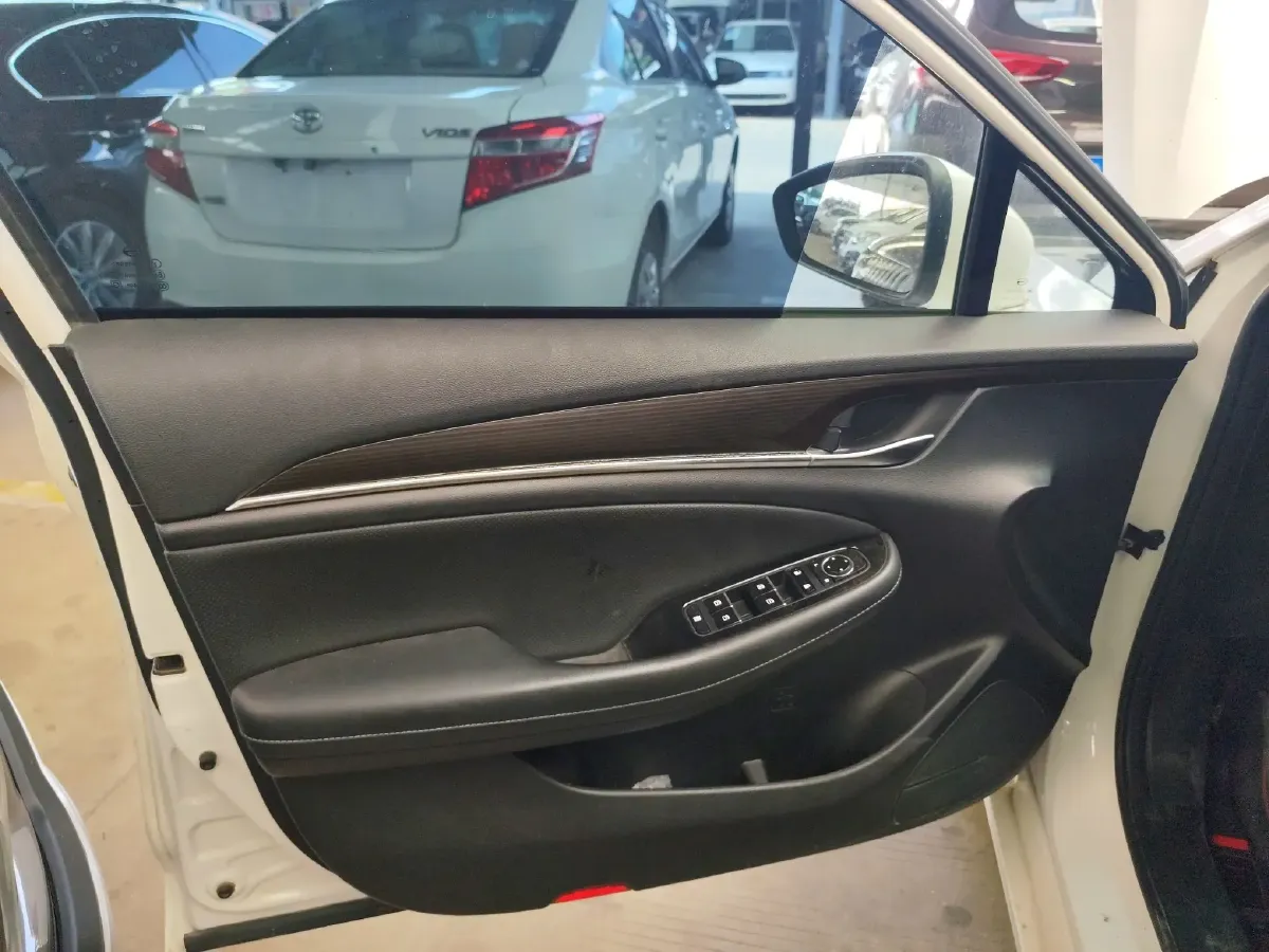 2019 GAC Trumpchi GA6 1.5T 169HP L4 6AT,autocango,china used car exporter,china ev exporter,chinese used car exporter,chinese used ev exporter