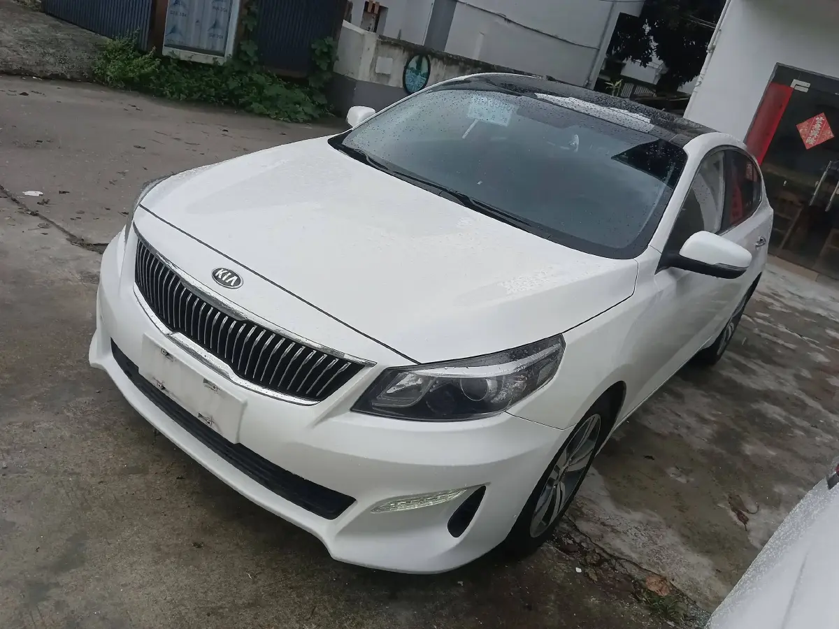 2017 Kia Cachet 1.8L 143HP L4 6AT