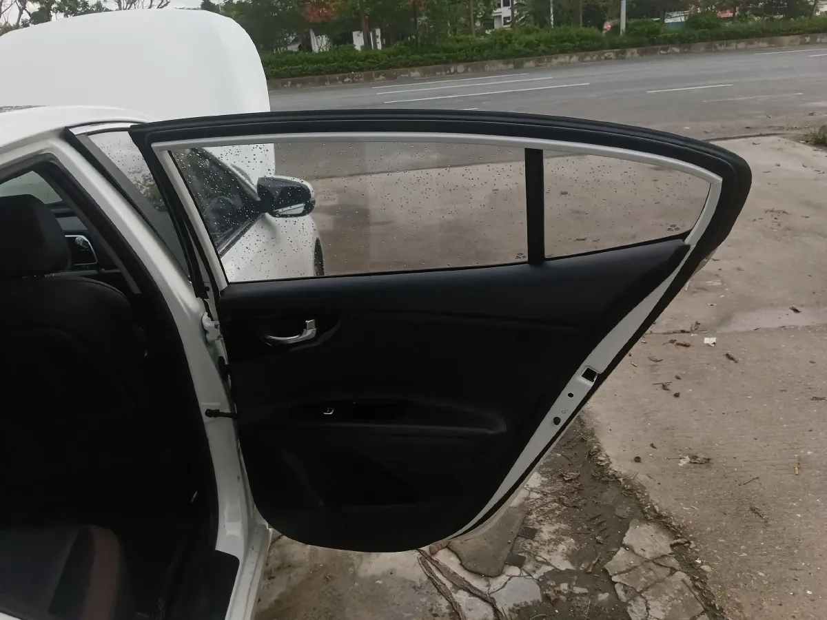 2017 Kia Cachet 1.8L 143HP L4 6AT,autocango,china used car exporter,china ev exporter,chinese used car exporter,chinese used ev exporter