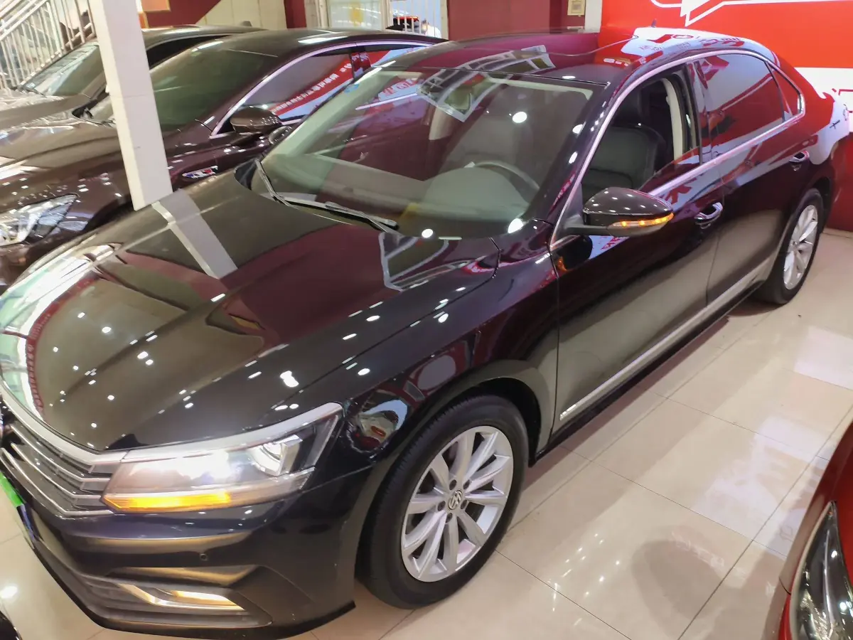 2017 Volkswagen Passat 1.8T 180HP L4 7DCT
