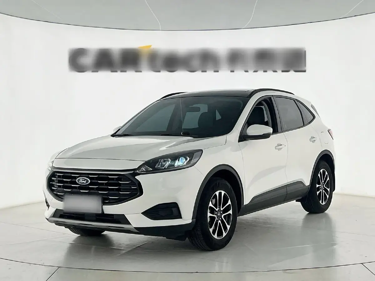 2020 Ford Escape 2.0T 248HP L4 8AT
