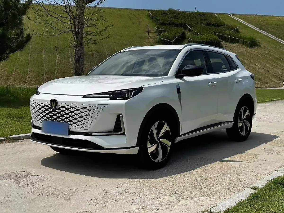 2024 ChangAn CS55 Plus 1.5T 188HP L4 7DCT