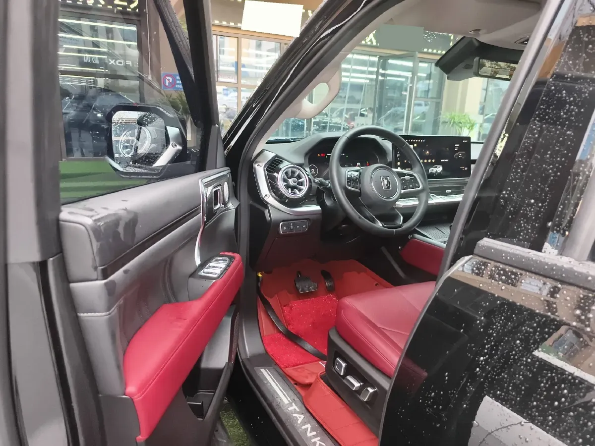 2024 Tank 400 2.0T 252HP L4 9AT PHEV 36.7/37.1KWH,autocango,china used car exporter,china ev exporter,chinese used car exporter,chinese used ev exporter