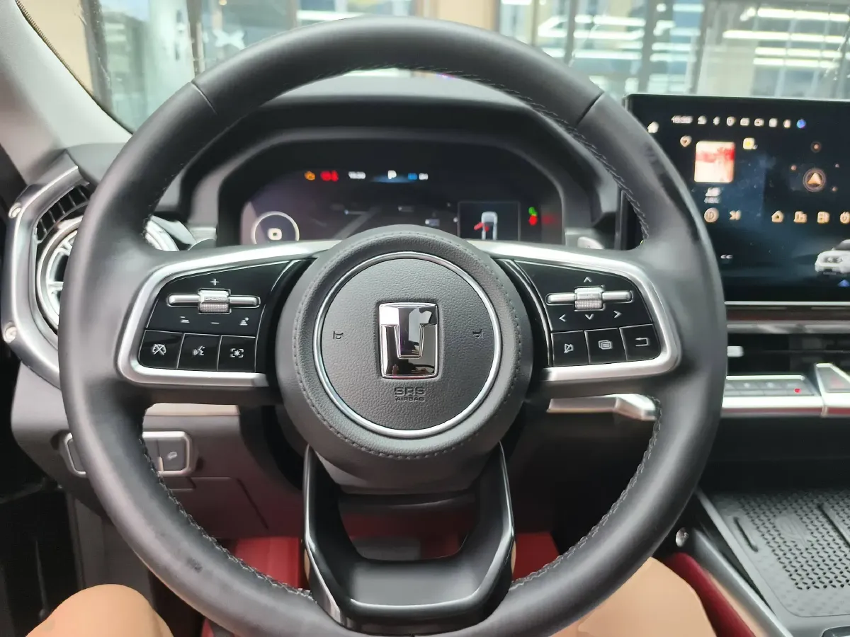 2024 Tank 400 2.0T 252HP L4 9AT PHEV 36.7/37.1KWH,autocango,china used car exporter,china ev exporter,chinese used car exporter,chinese used ev exporter