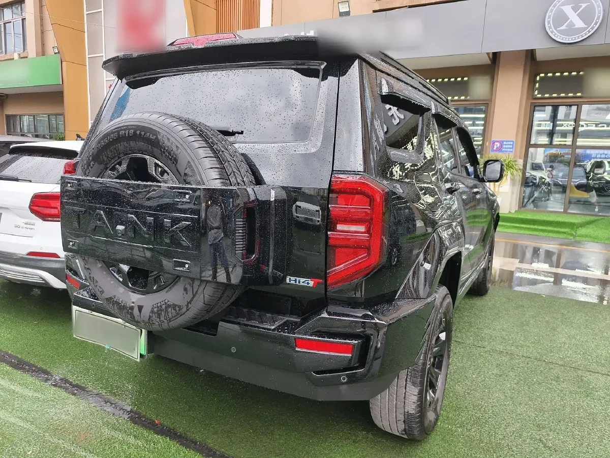 2024 Tank 400 2.0T 252HP L4 9AT PHEV 36.7/37.1KWH,autocango,china used car exporter,china ev exporter,chinese used car exporter,chinese used ev exporter