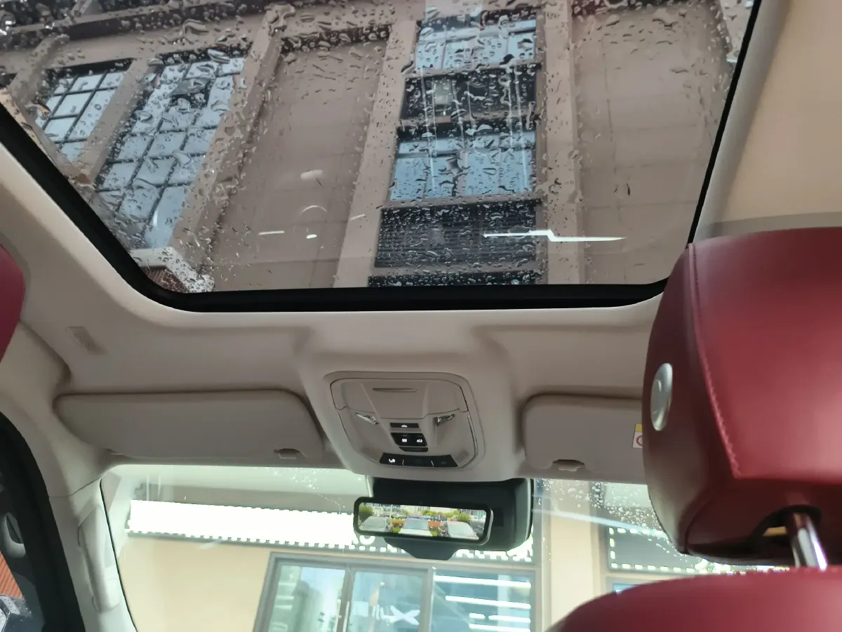 2024 Tank 400 2.0T 252HP L4 9AT PHEV 36.7/37.1KWH,autocango,china used car exporter,china ev exporter,chinese used car exporter,chinese used ev exporter