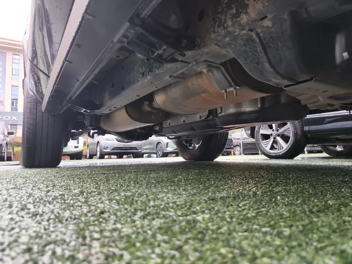 2024 Tank 400 2.0T 252HP L4 9AT PHEV 36.7/37.1KWH,autocango,china used car exporter,china ev exporter,chinese used car exporter,chinese used ev exporter