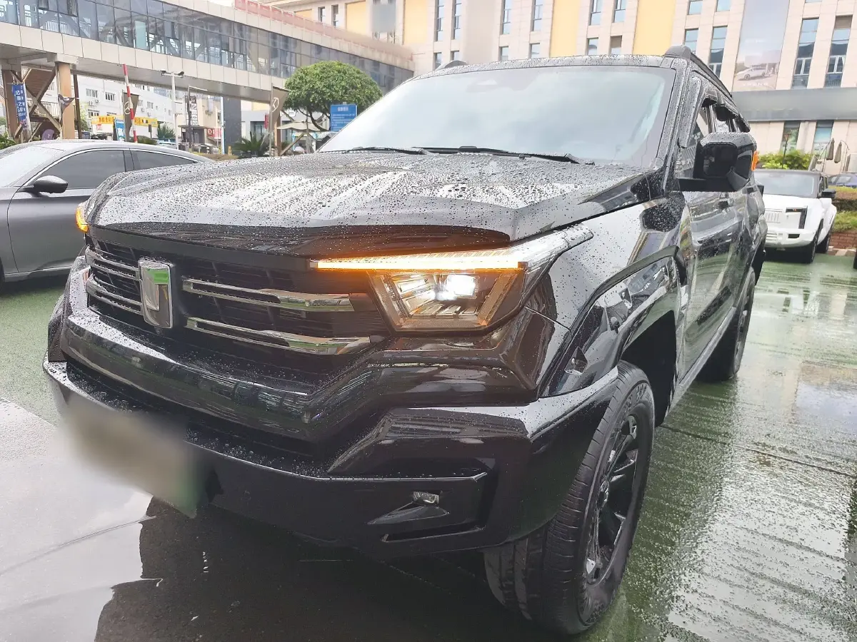 2024 Tank 400 2.0T 252HP L4 9AT PHEV 36.7/37.1KWH