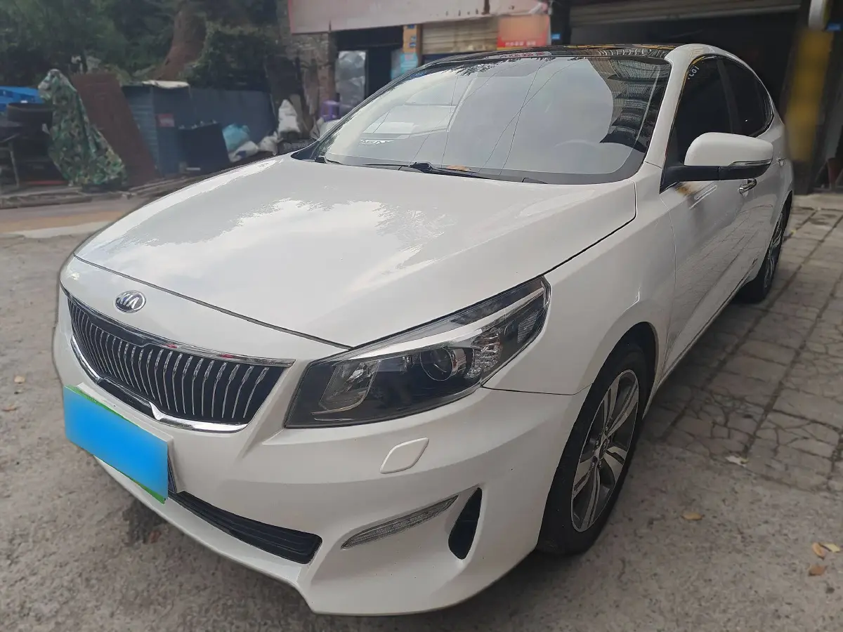 2017 Kia Cachet 1.8L 143HP L4 6AT