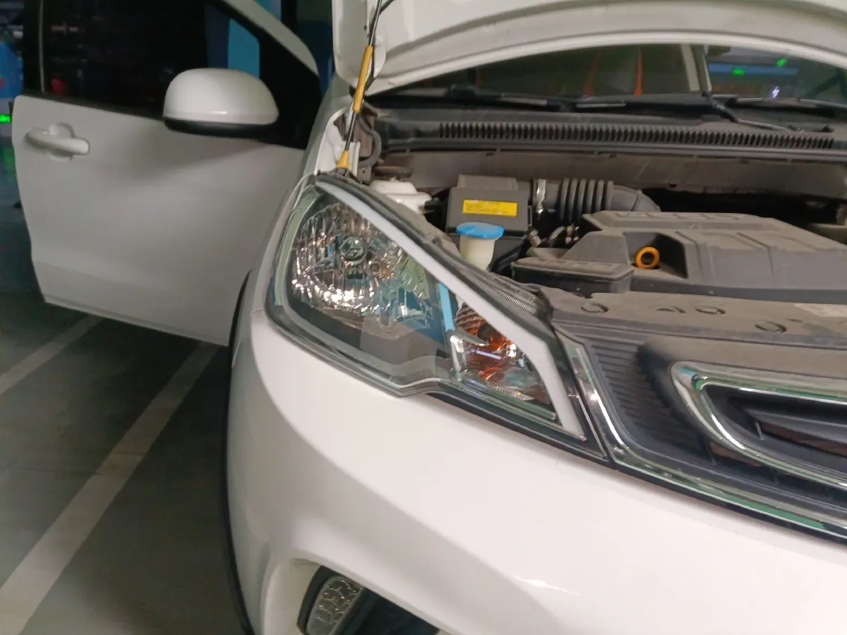 2017 Geely Vision X1 1.3L 88HP L4 4AT,autocango,china used car exporter,china ev exporter,chinese used car exporter,chinese used ev exporter