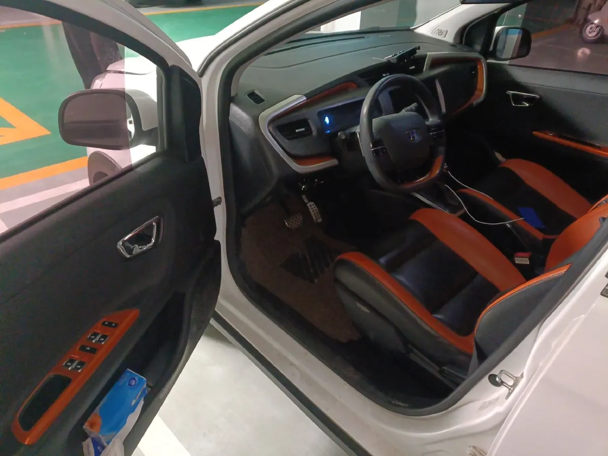 2017 Geely Vision X1 1.3L 88HP L4 4AT,autocango,china used car exporter,china ev exporter,chinese used car exporter,chinese used ev exporter