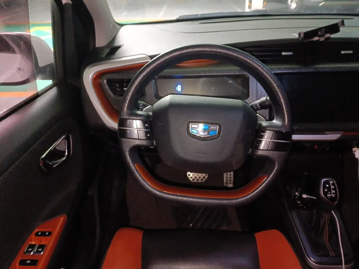 2017 Geely Vision X1 1.3L 88HP L4 4AT,autocango,china used car exporter,china ev exporter,chinese used car exporter,chinese used ev exporter