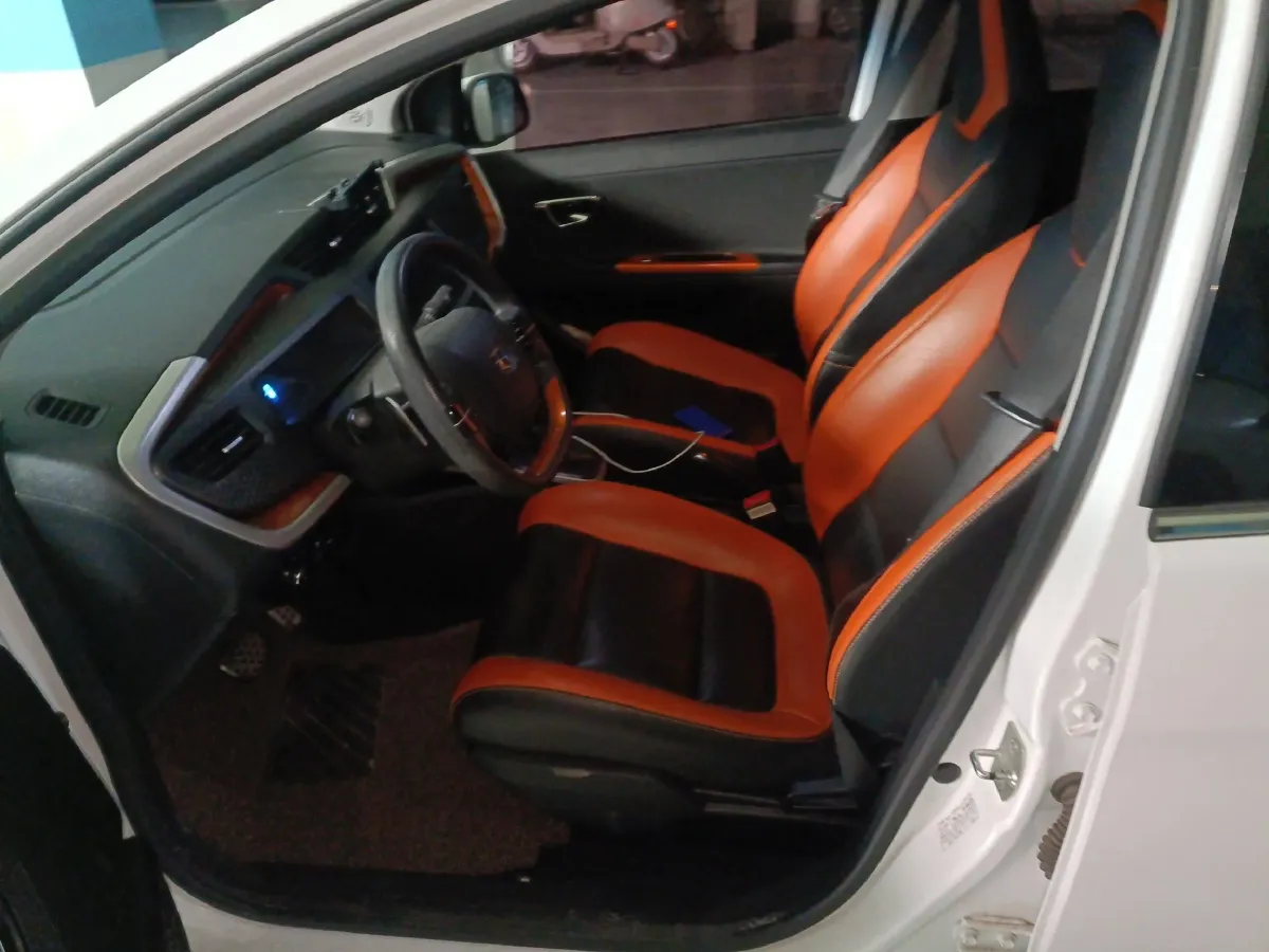 2017 Geely Vision X1 1.3L 88HP L4 4AT,autocango,china used car exporter,china ev exporter,chinese used car exporter,chinese used ev exporter