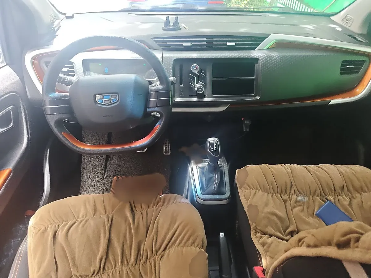 2017 Geely Vision X1 1.3L 88HP L4 4AT,autocango,china used car exporter,china ev exporter,chinese used car exporter,chinese used ev exporter