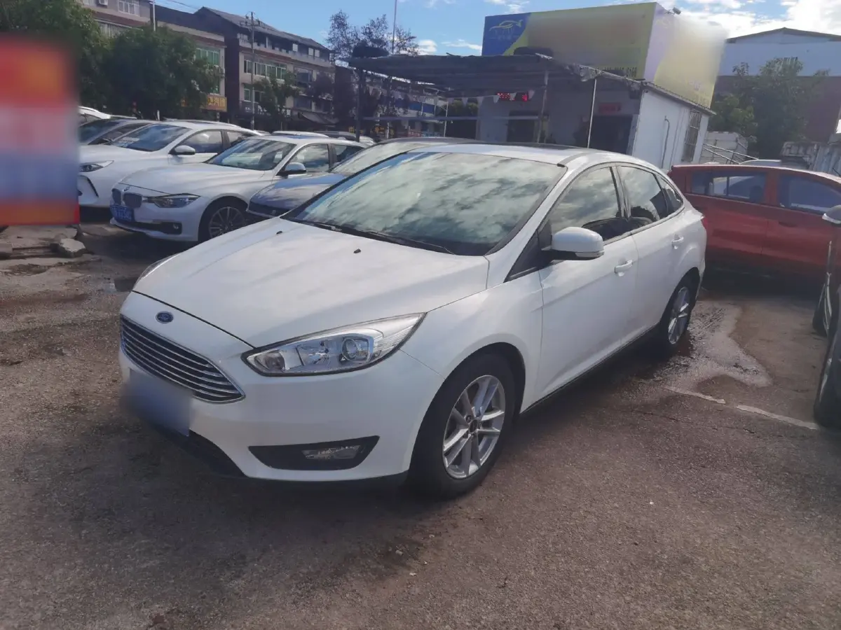 2018 Ford Focus 1.6L 125HP L4 6DCT